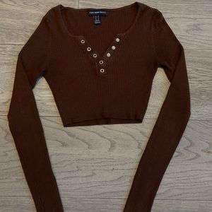 long sleeve crop top